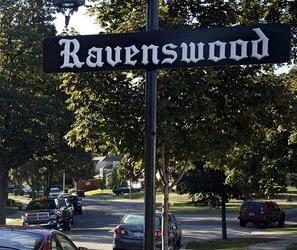 8621 Ravenswood CIRCLE