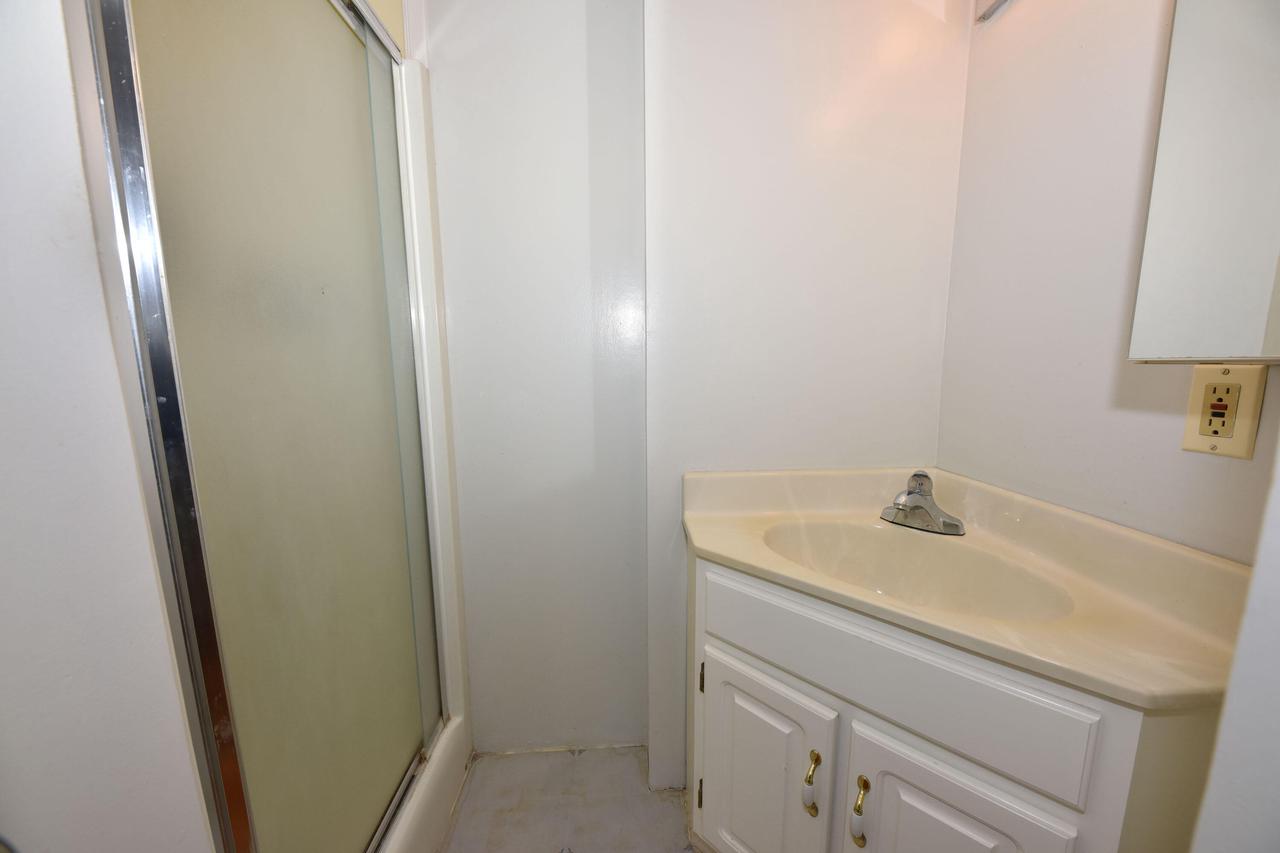 1704 East Kane PLACE D