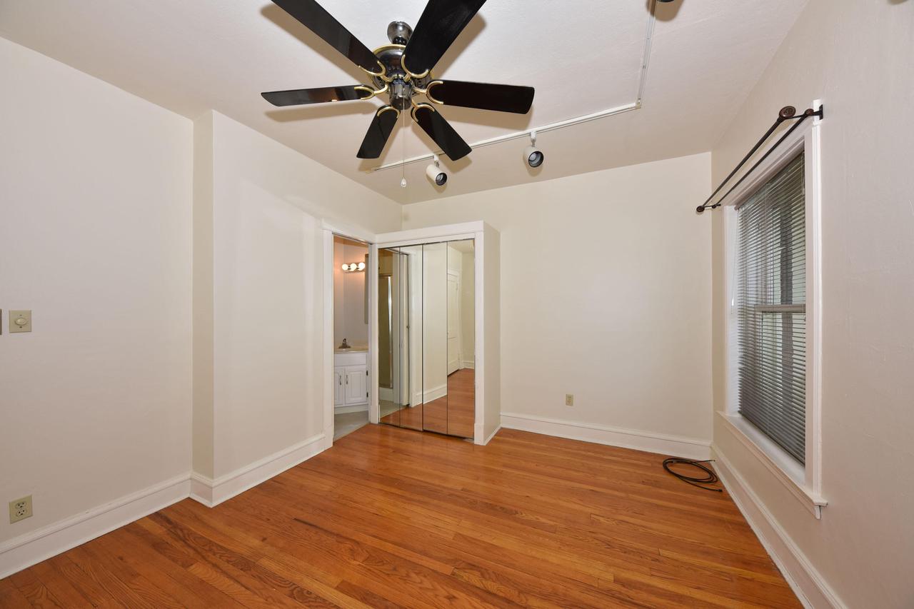 1704 East Kane PLACE D