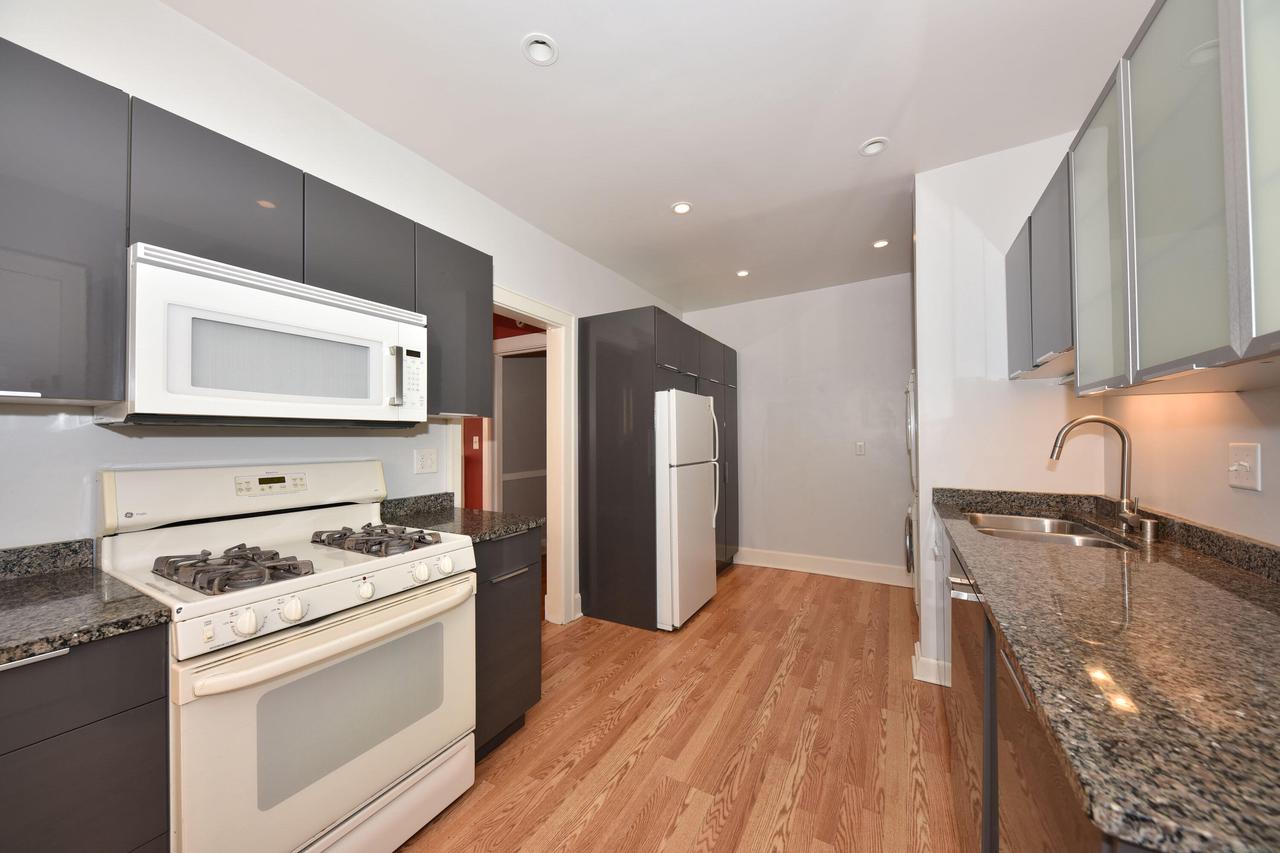 1704 East Kane PLACE D