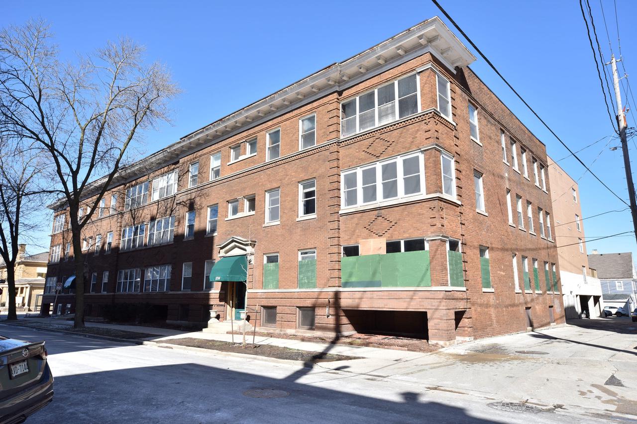 1704 East Kane PLACE D