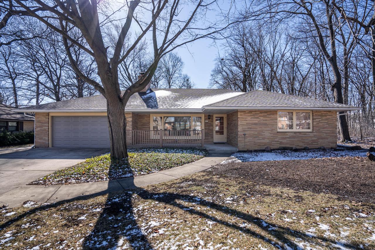 8531 West Howard AVENUE