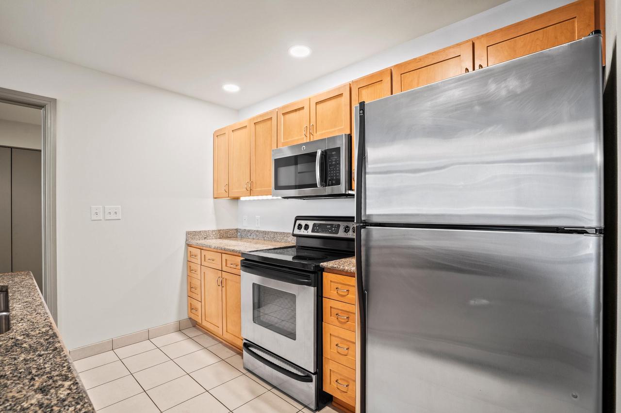 741 North STREET 306