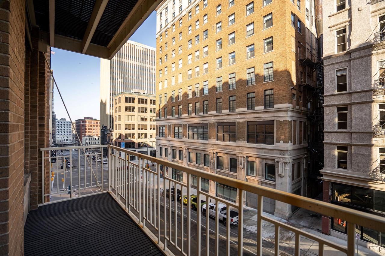 741 North STREET 306