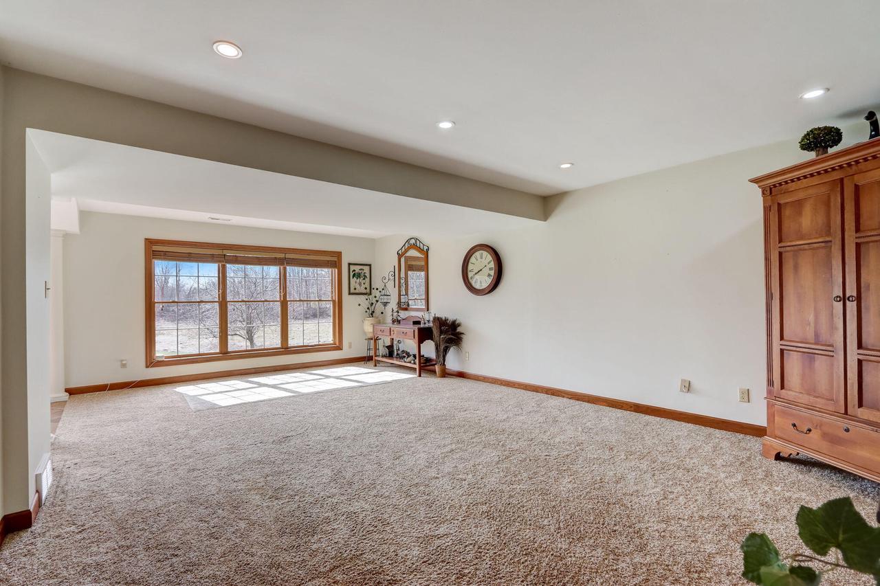 S67W18865 Steeplechase DRIVE