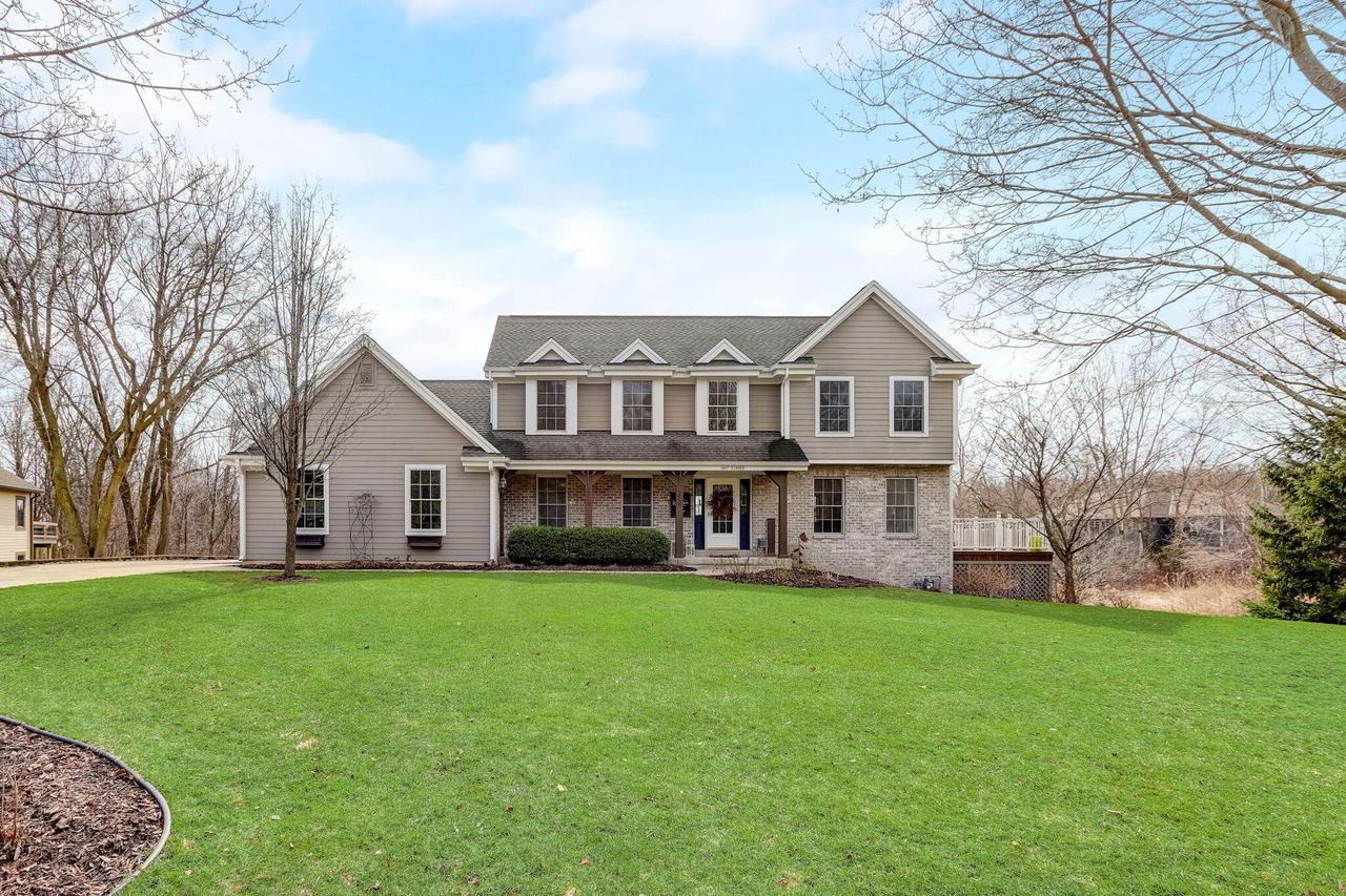 S67W18865 Steeplechase DRIVE