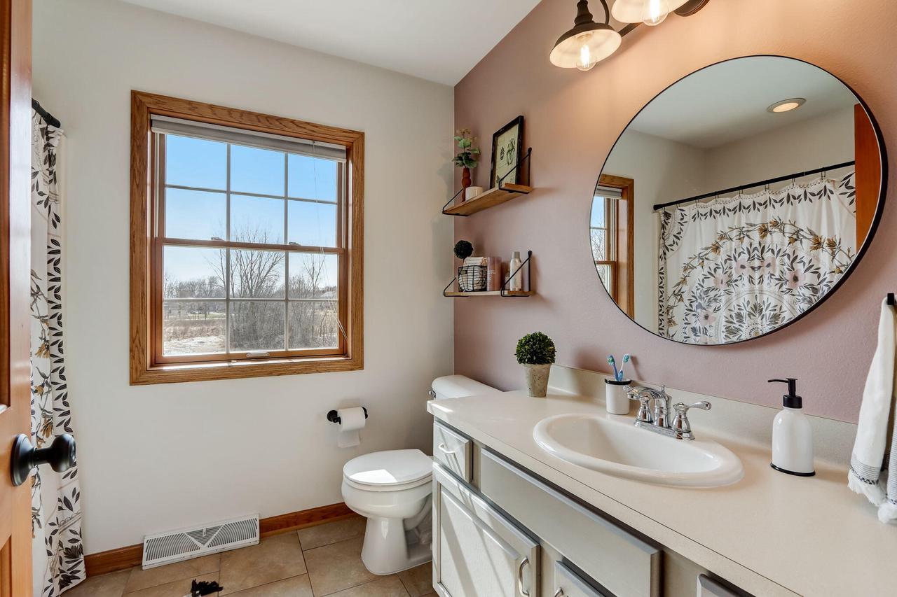 S67W18865 Steeplechase DRIVE