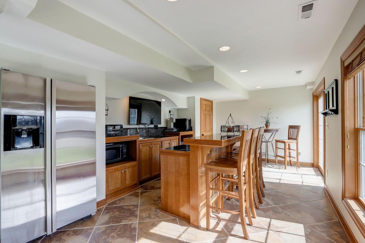 S67W18865 Steeplechase DRIVE