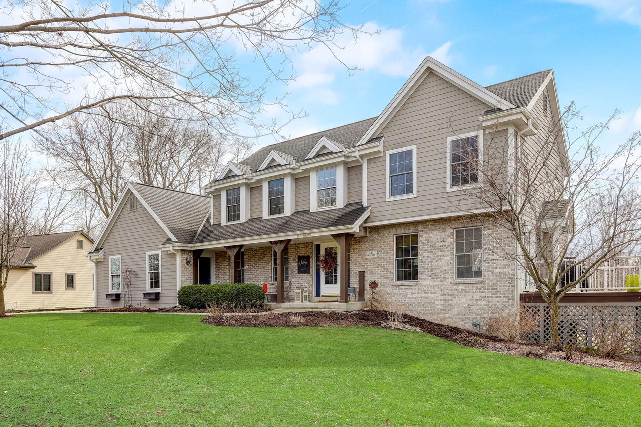 S67W18865 Steeplechase DRIVE