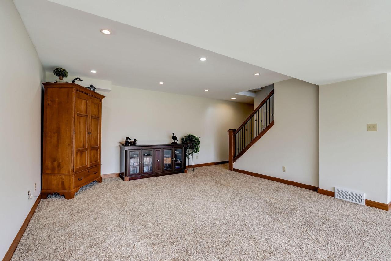 S67W18865 Steeplechase DRIVE