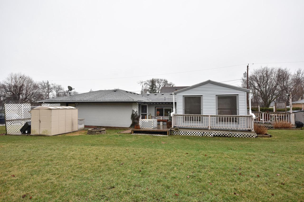 6105 North 113th STREET