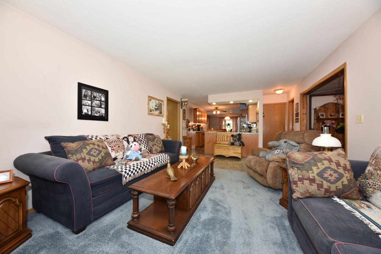 6105 North 113th STREET