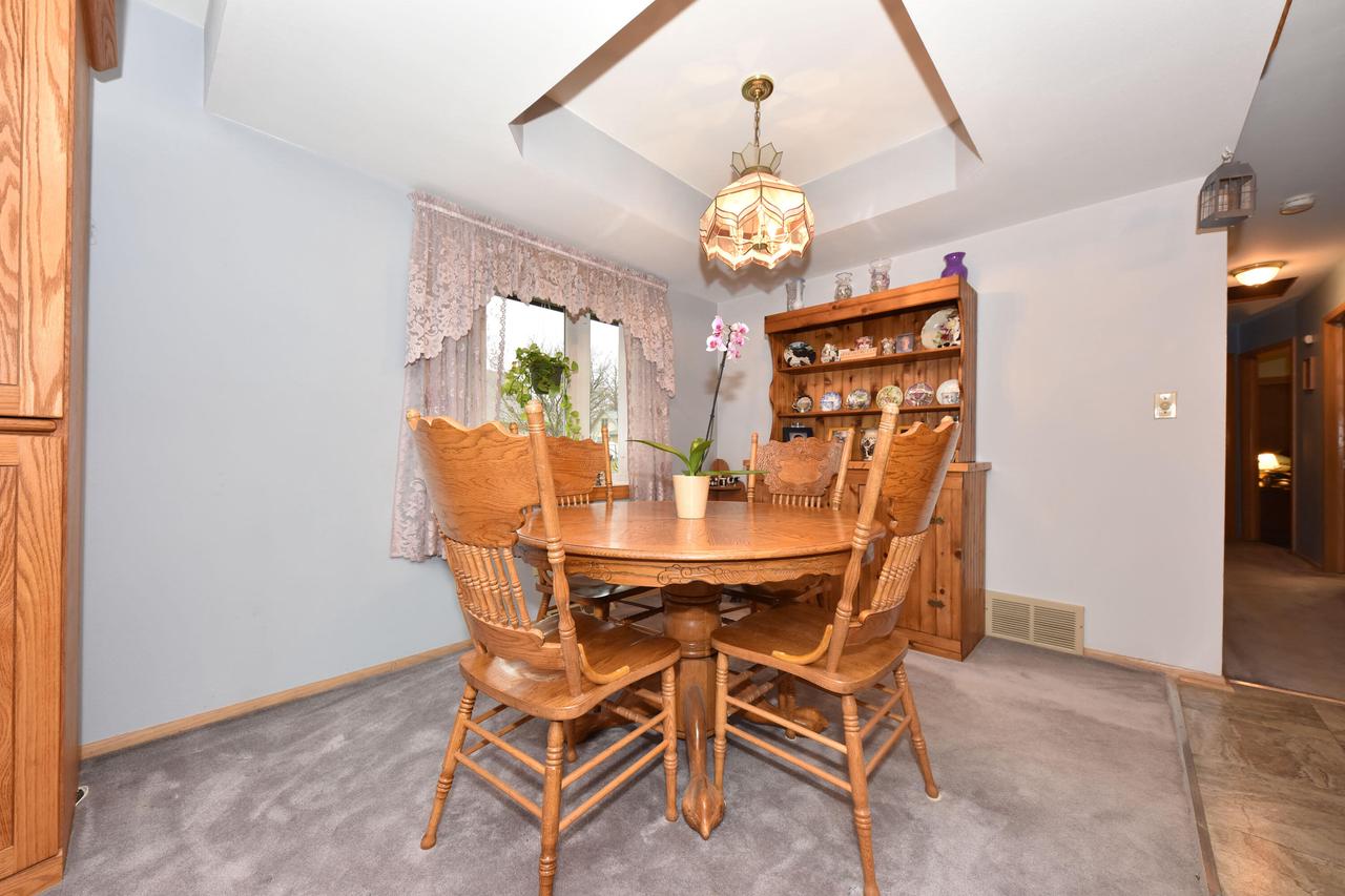 6105 North 113th STREET