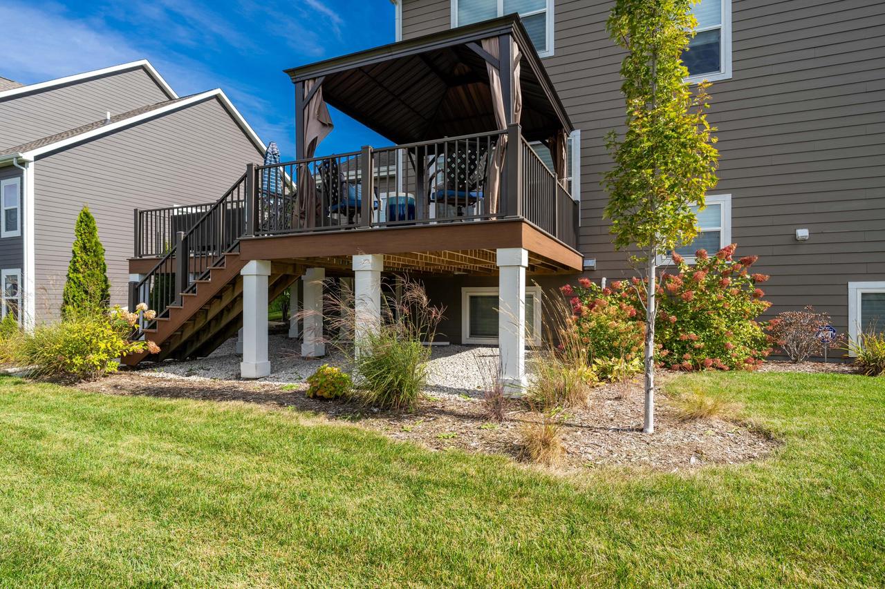 W136N6069 Weyer Farm DRIVE