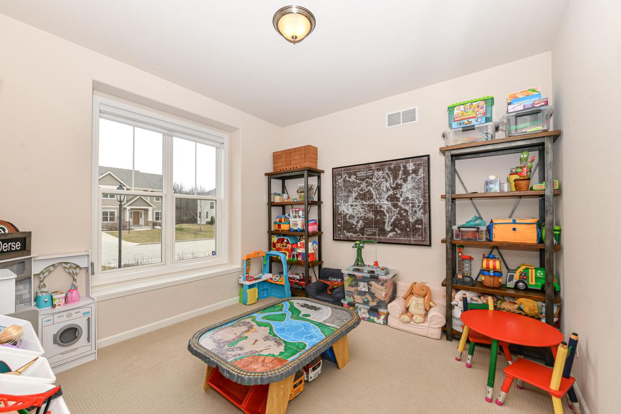 W136N6069 Weyer Farm DRIVE