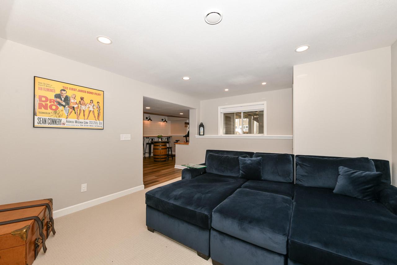 W136N6069 Weyer Farm DRIVE