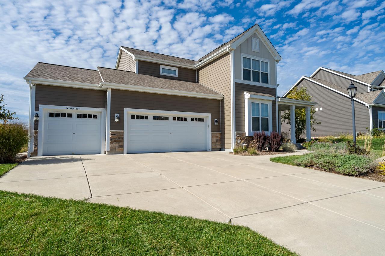 W136N6069 Weyer Farm DRIVE