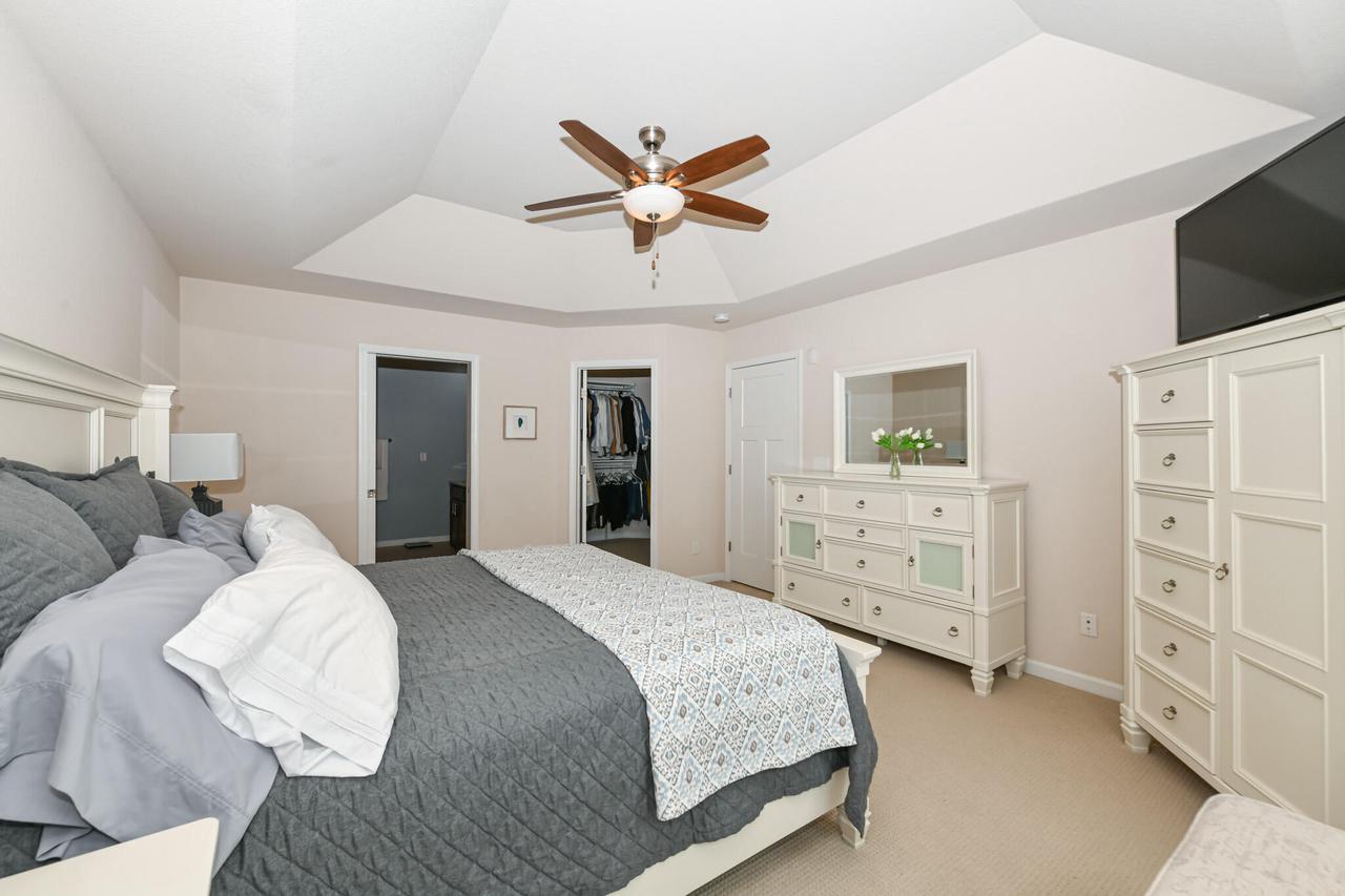 W136N6069 Weyer Farm DRIVE