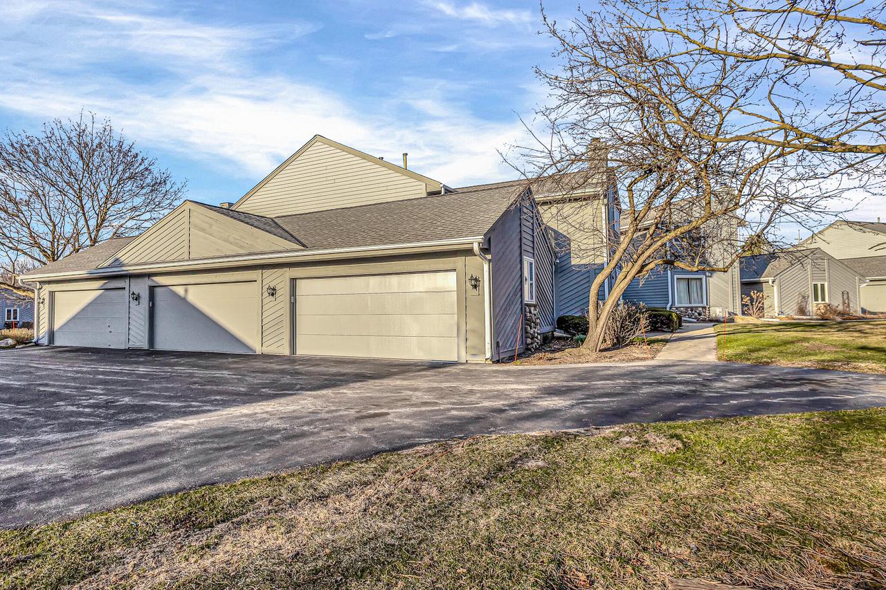 15647 West Brook DRIVE