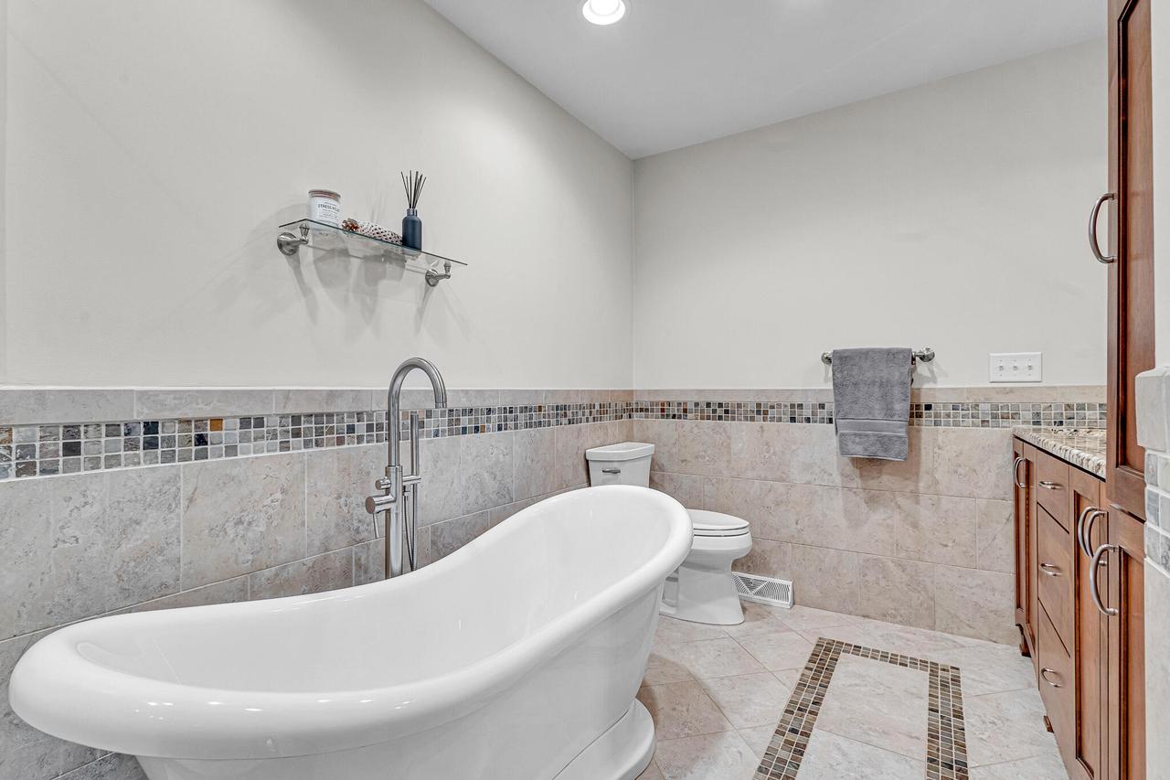 15647 West Brook DRIVE