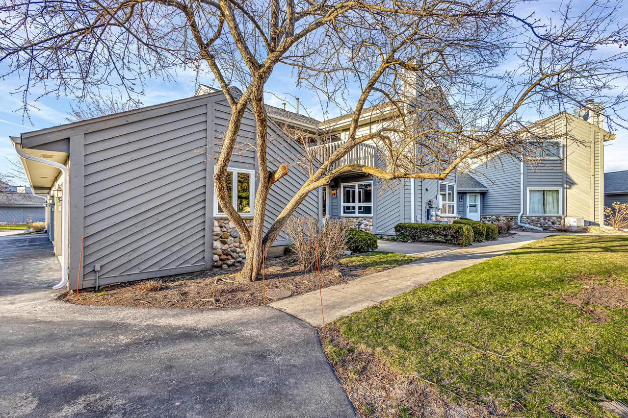 15647 West Brook DRIVE