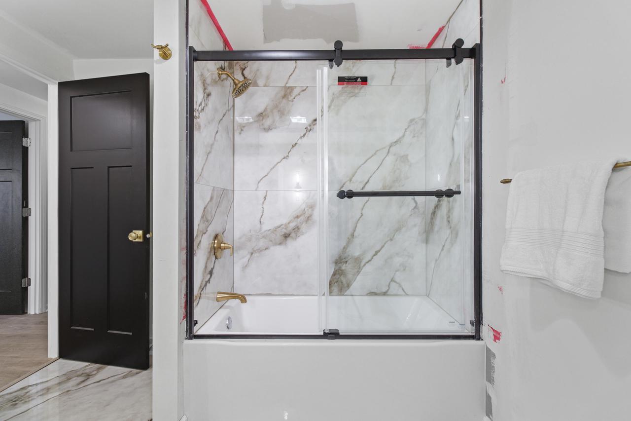 2030 La Chandelle COURT