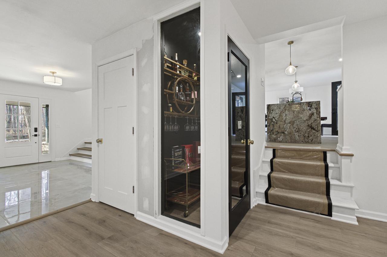 2030 La Chandelle COURT