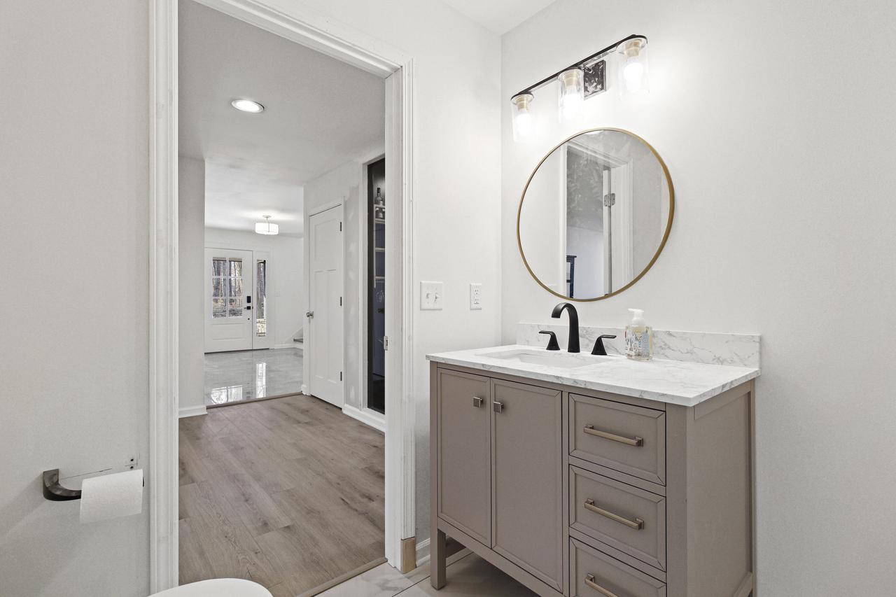 2030 La Chandelle COURT