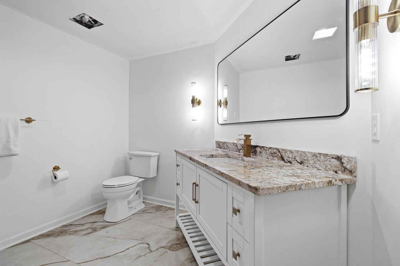 2030 La Chandelle COURT