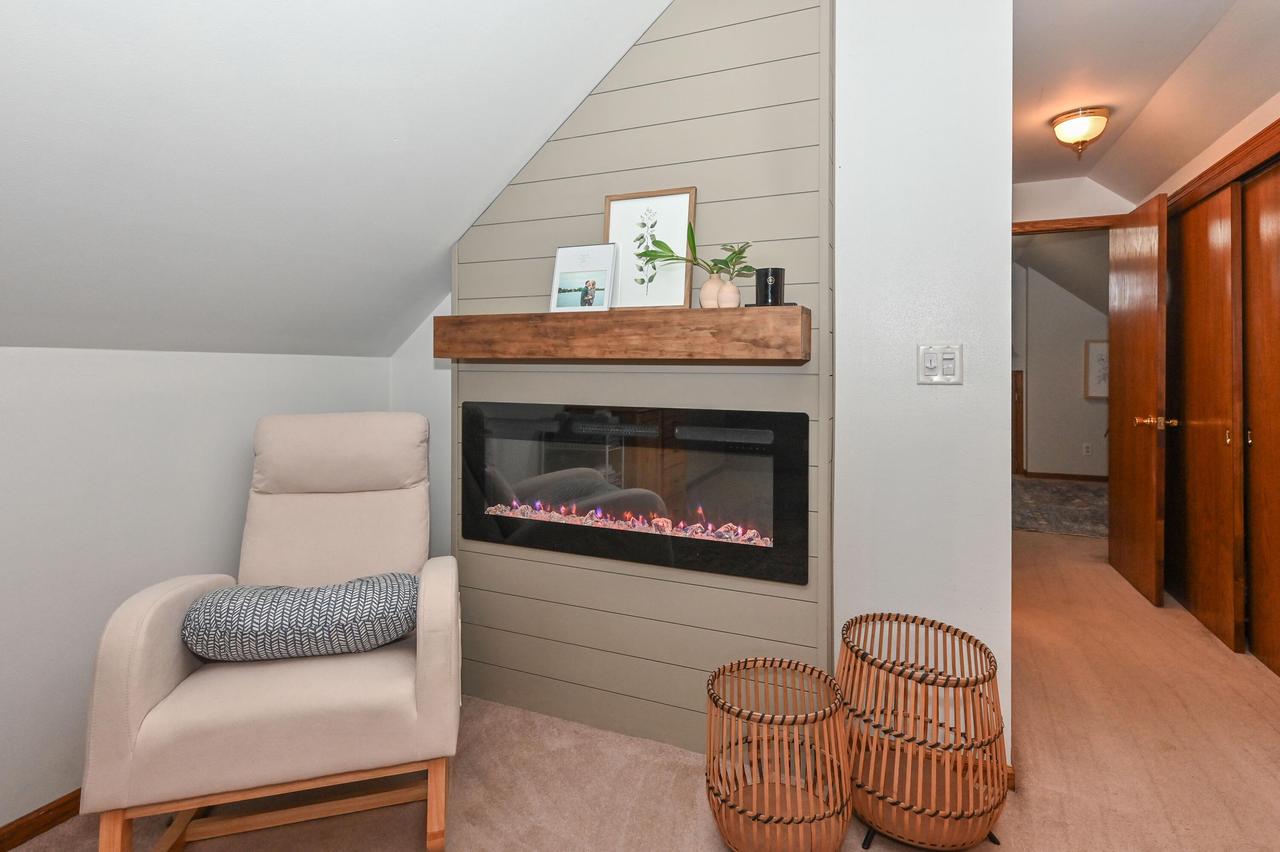 5544 South 42nd STREET