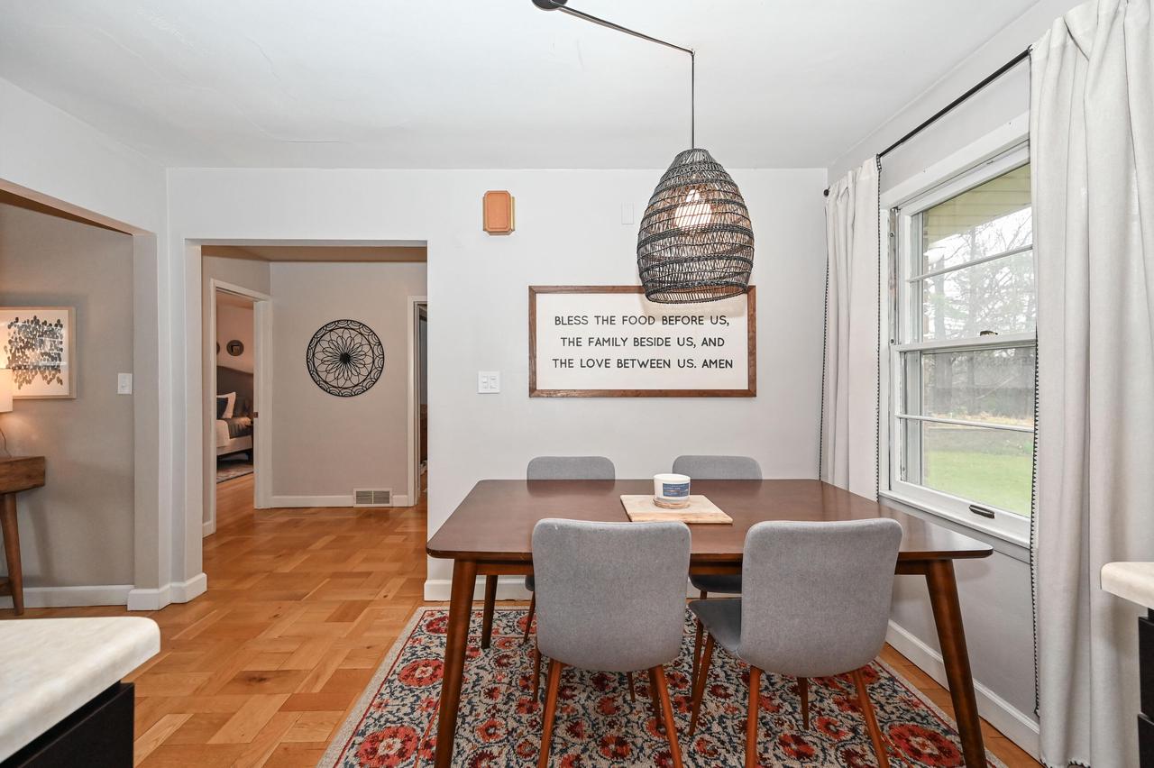 5544 South 42nd STREET