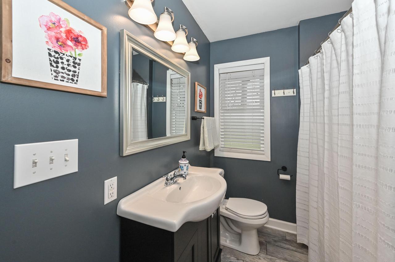 5544 South 42nd STREET