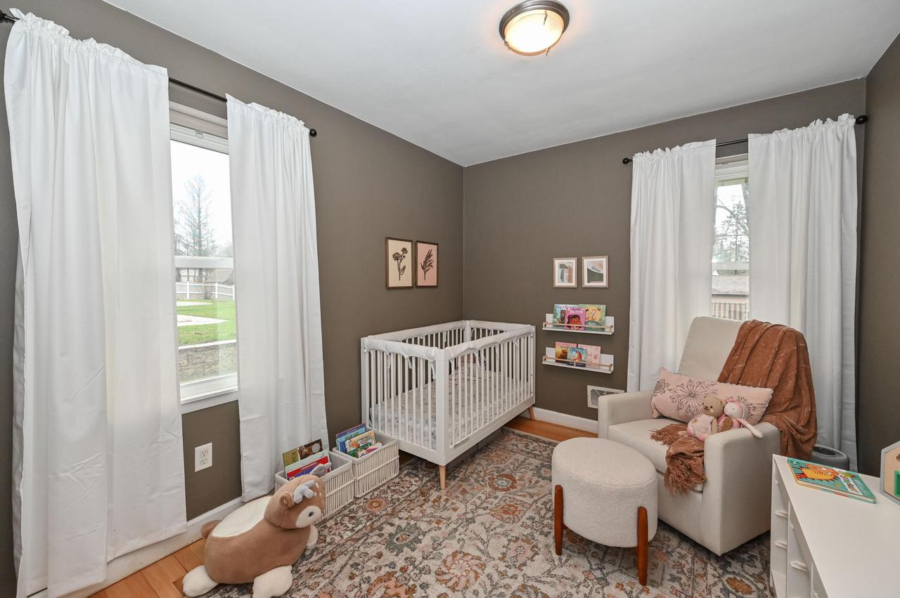 5544 South 42nd STREET