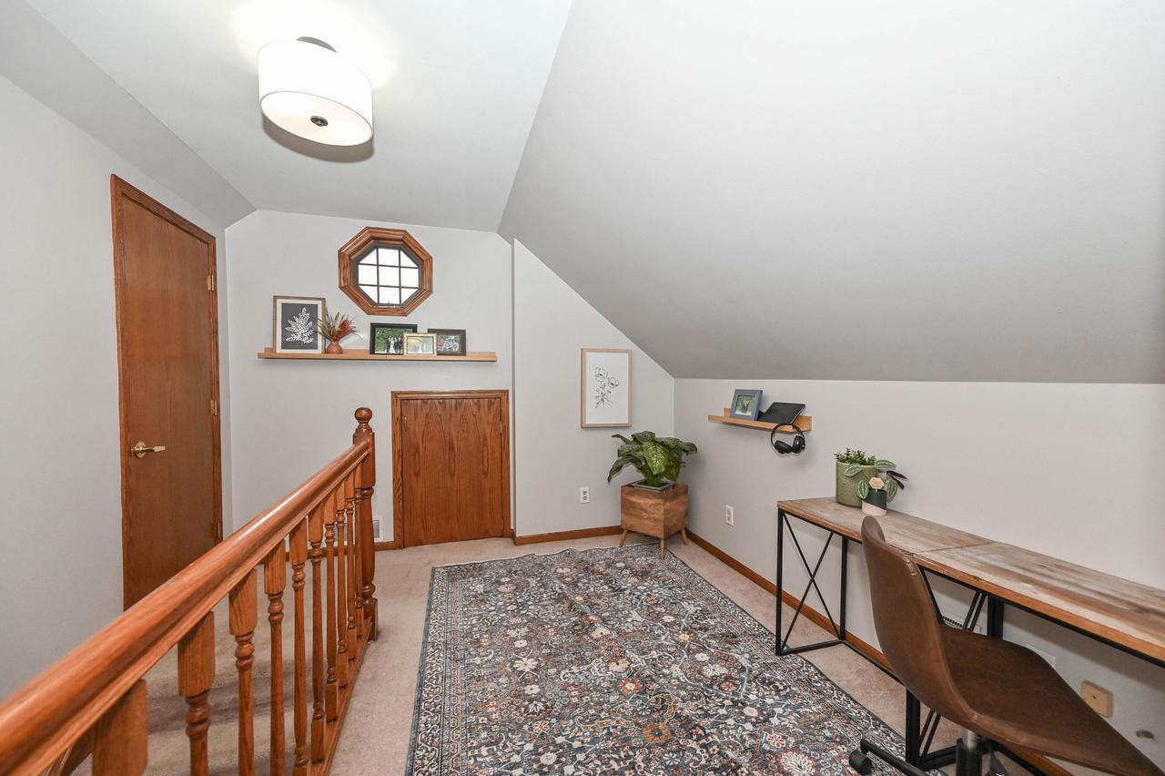 5544 South 42nd STREET