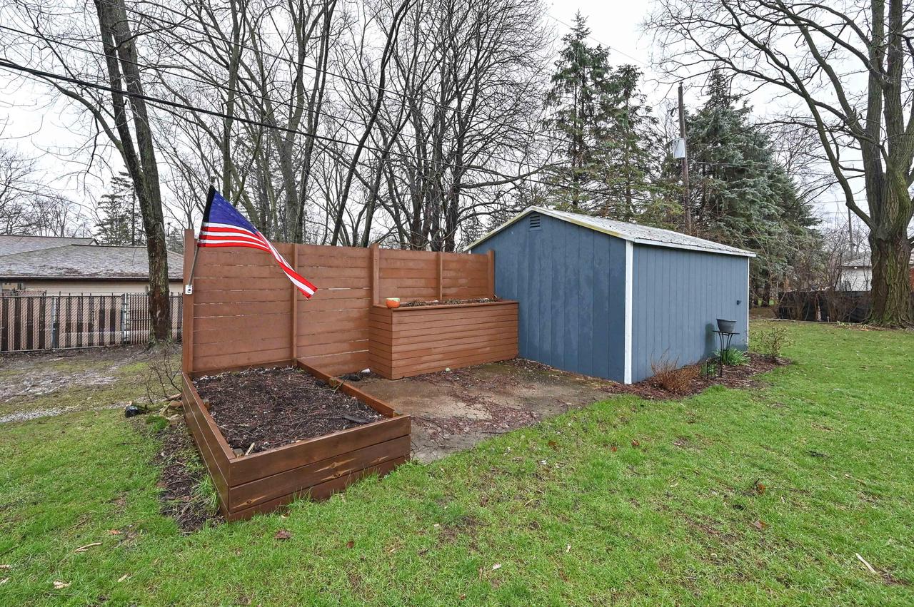 5544 South 42nd STREET