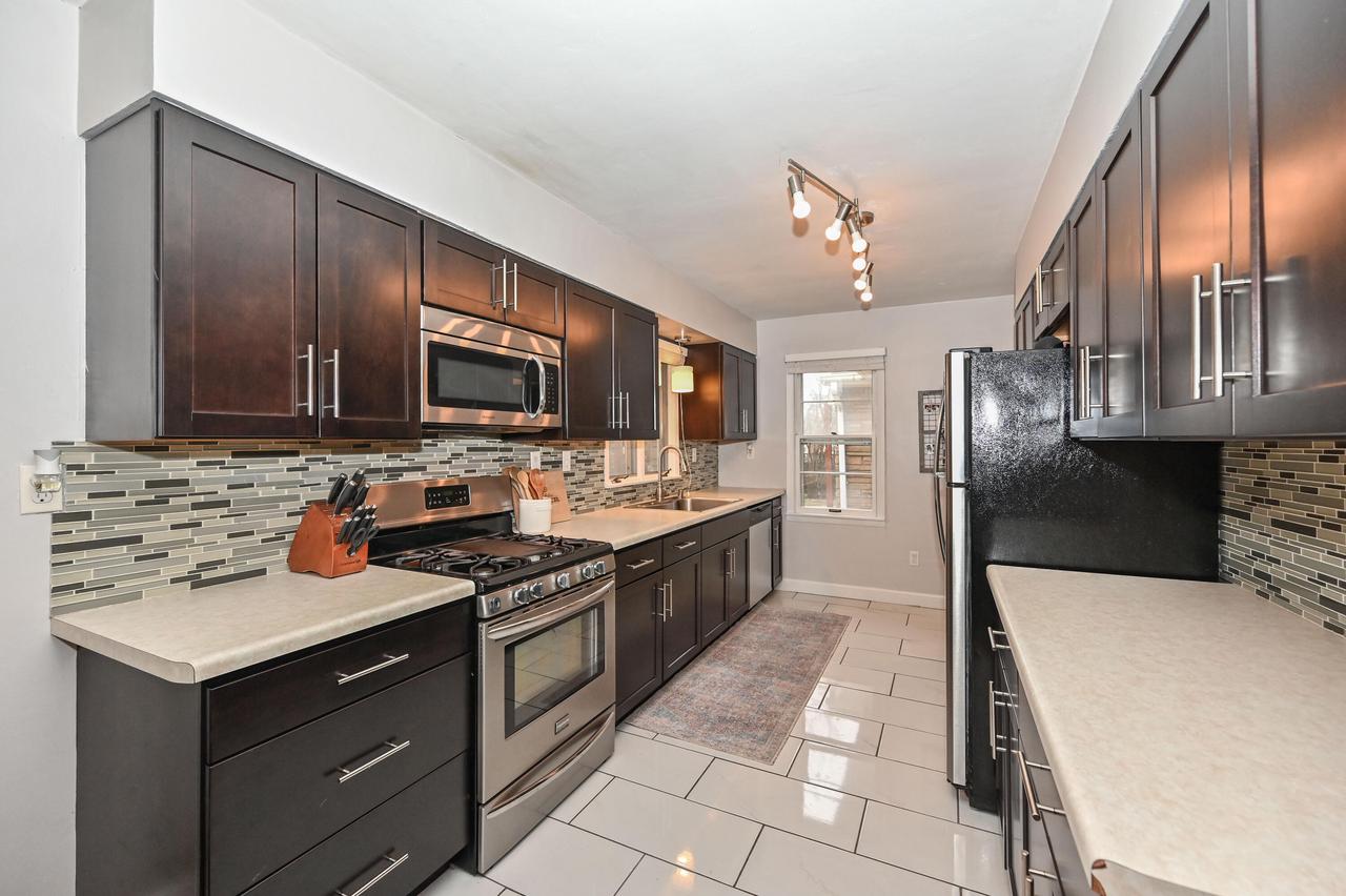 5544 South 42nd STREET