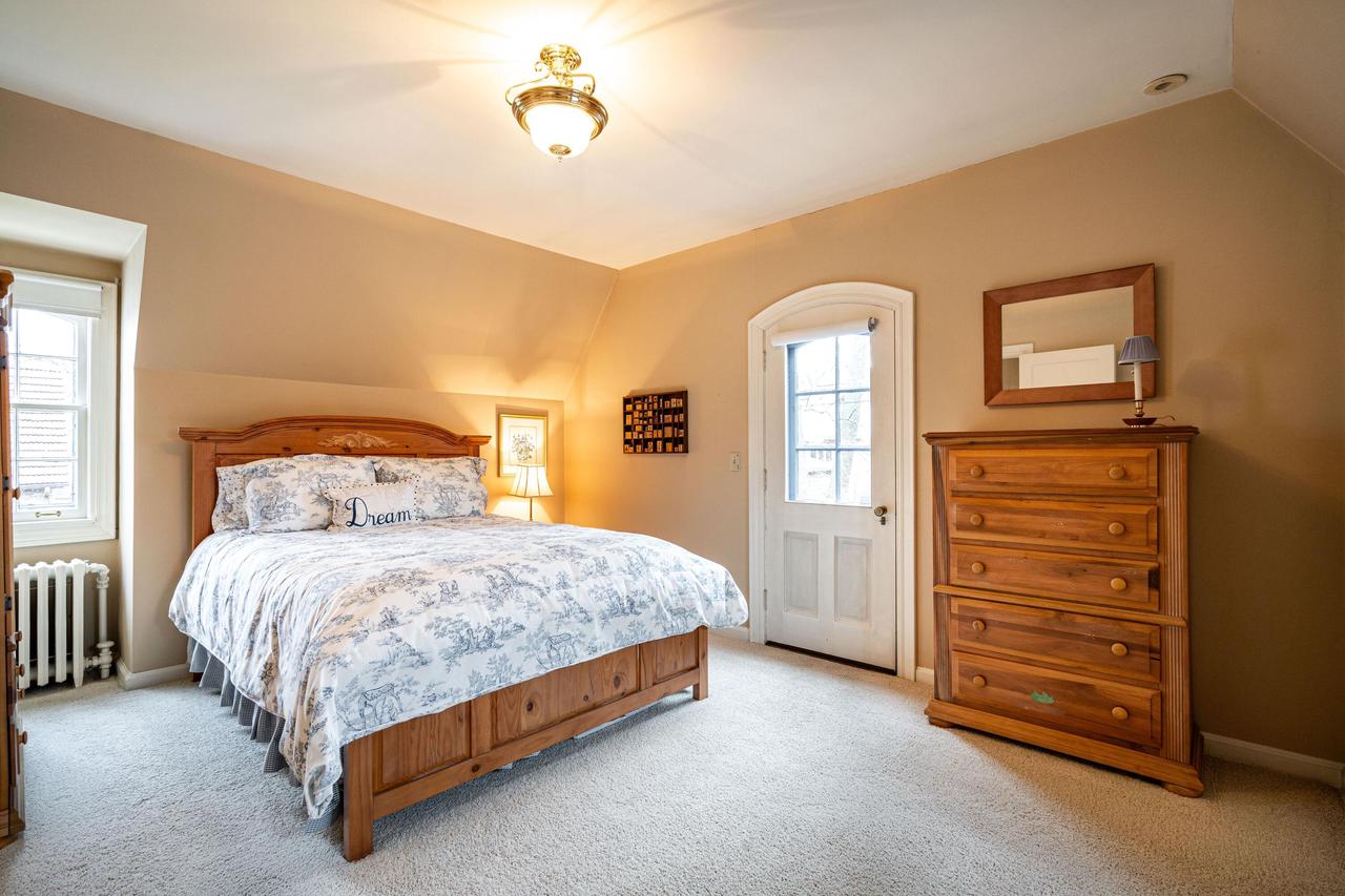 115 North 87th STREET