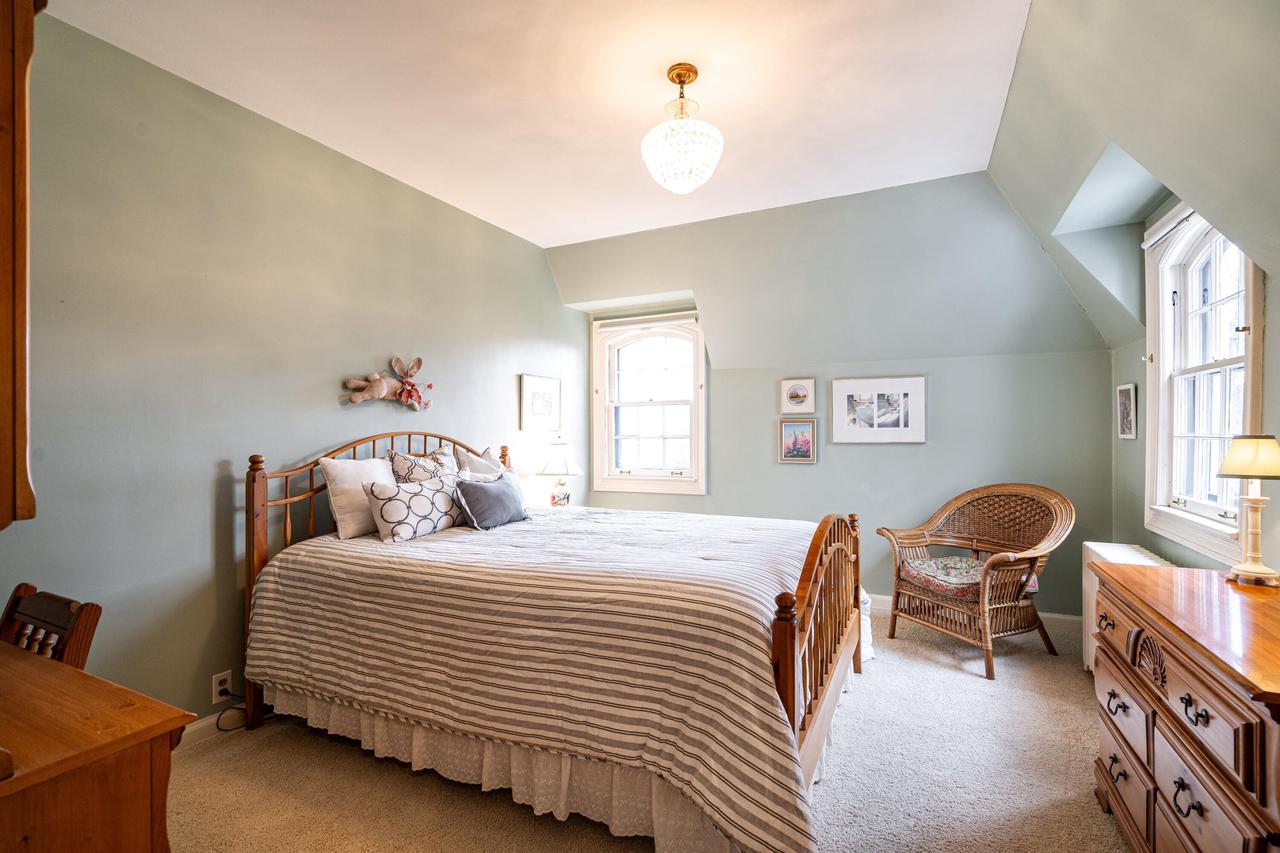 115 North 87th STREET