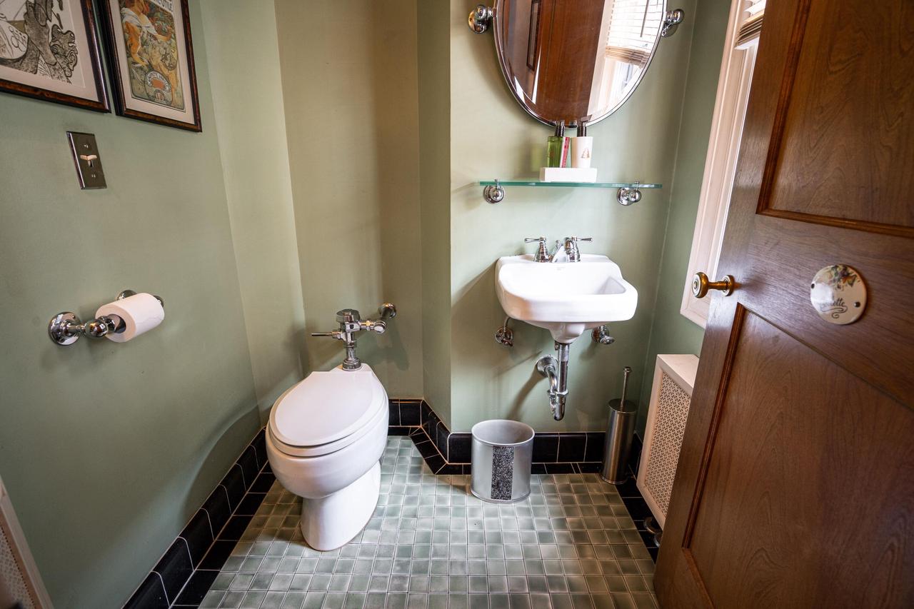 115 North 87th STREET