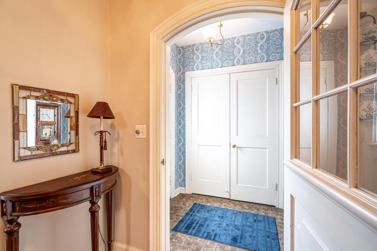 115 North 87th STREET