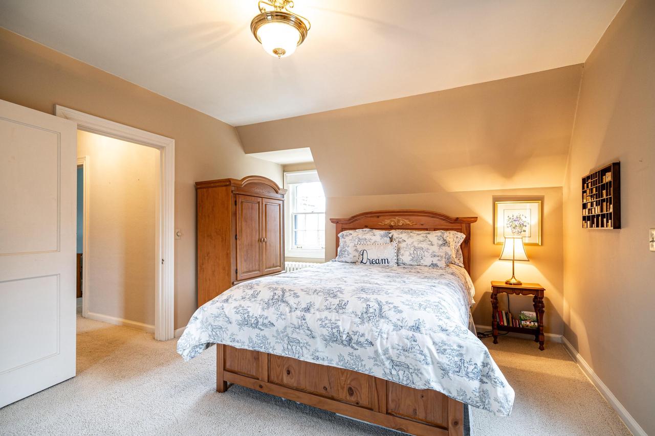 115 North 87th STREET