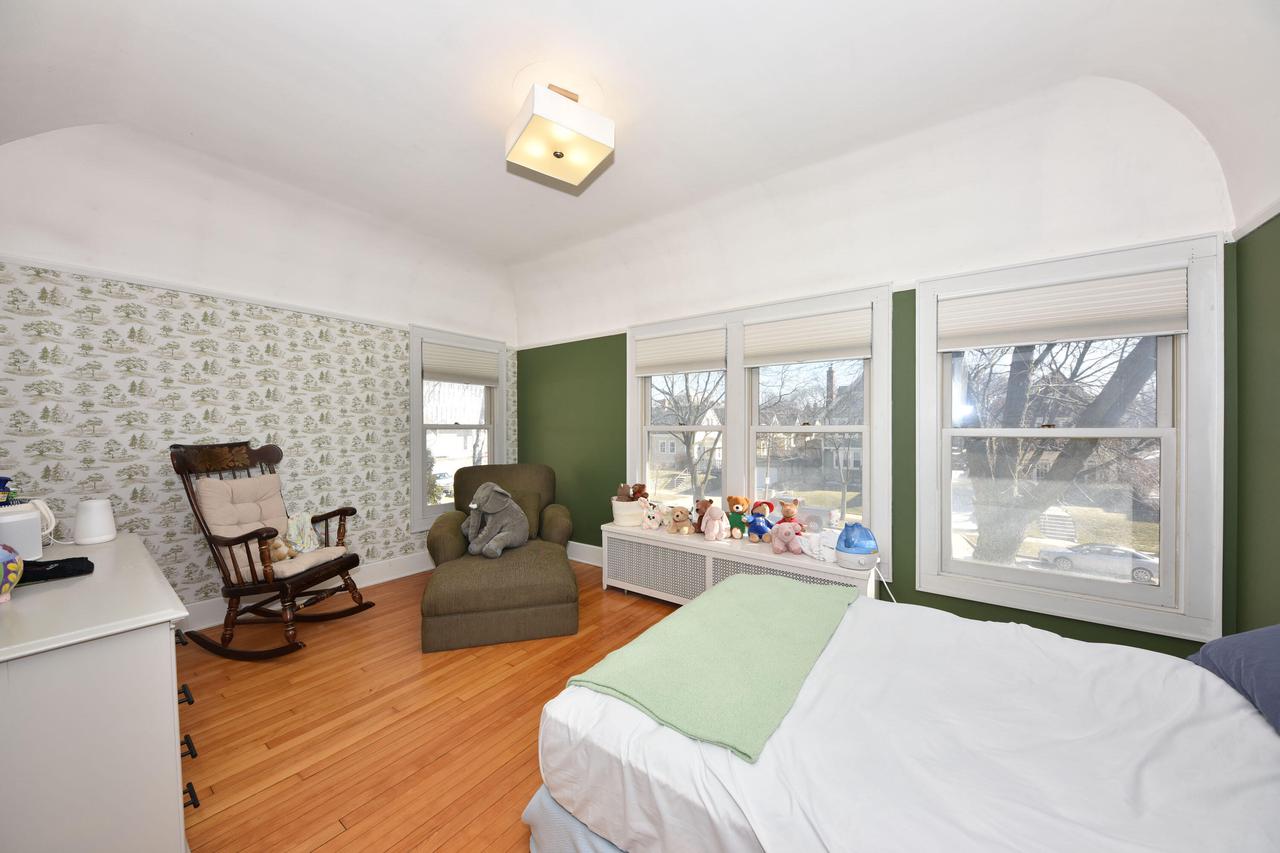 3057 North Murray AVENUE