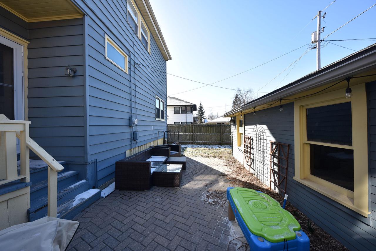 3057 North Murray AVENUE