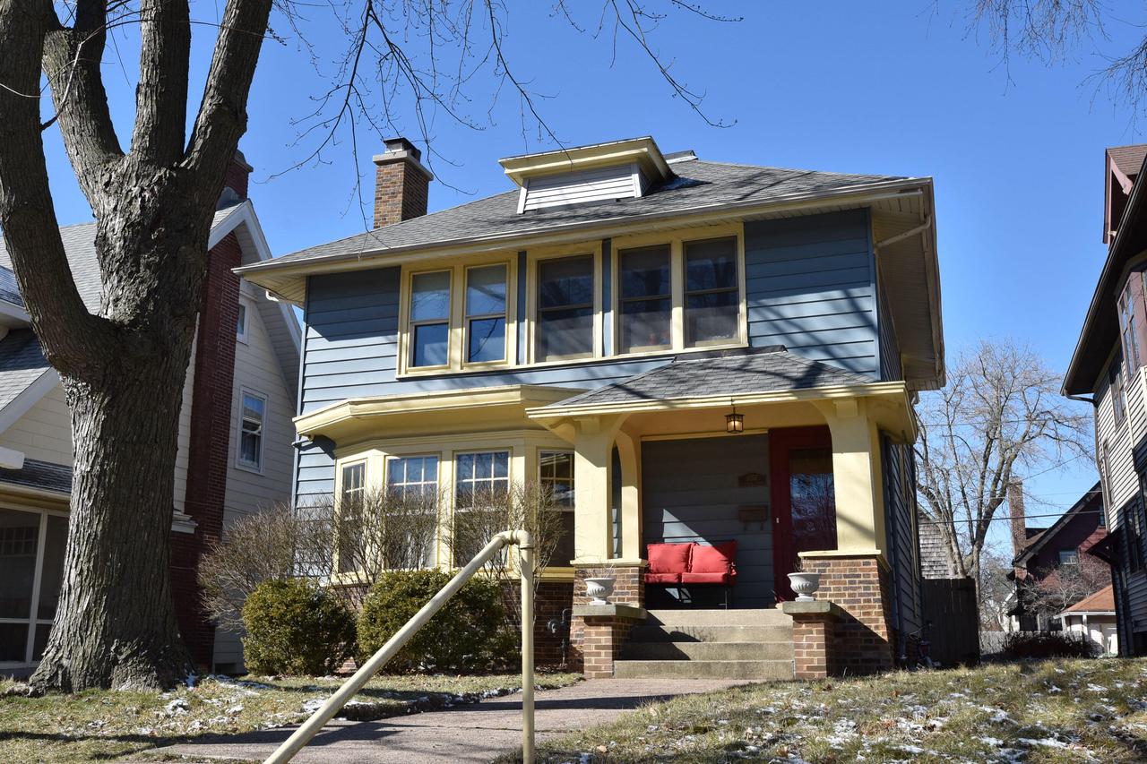 3057 North Murray AVENUE