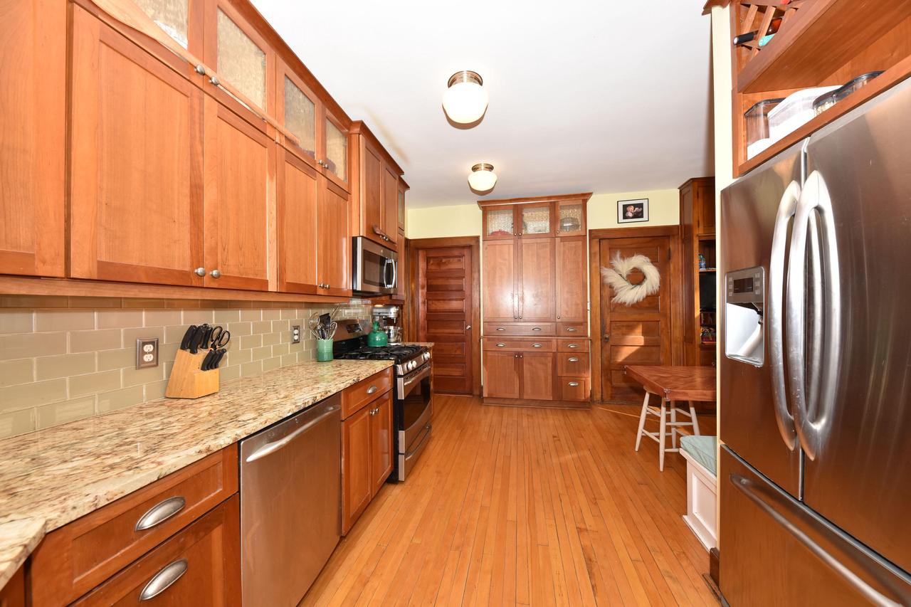 3057 North Murray AVENUE