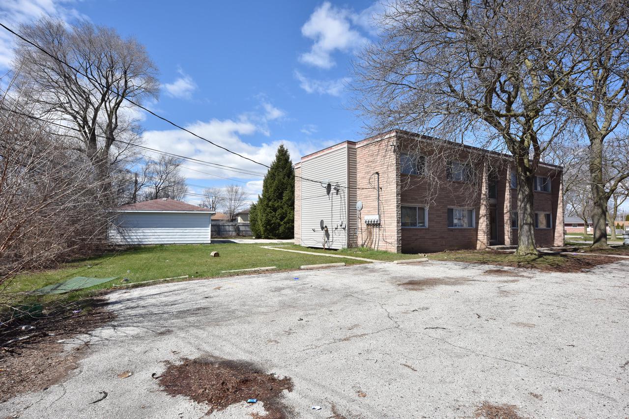 8137 West Thurston AVENUE