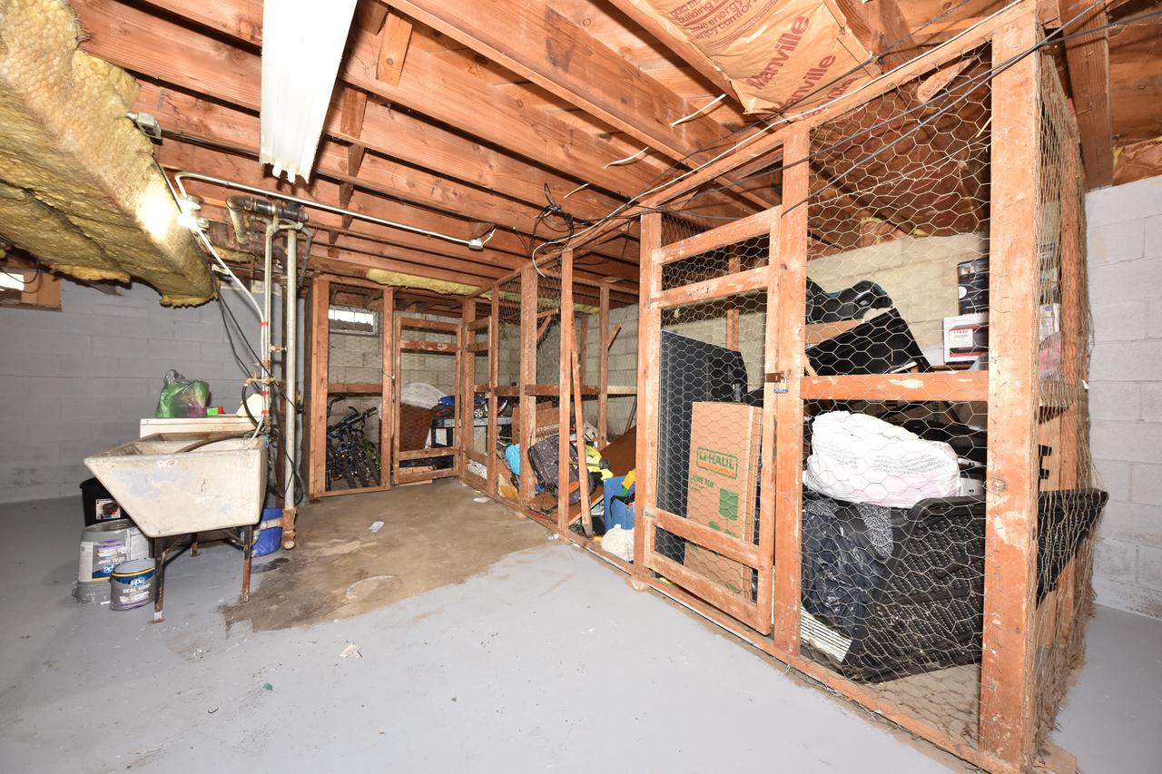 8147 West Thurston AVENUE