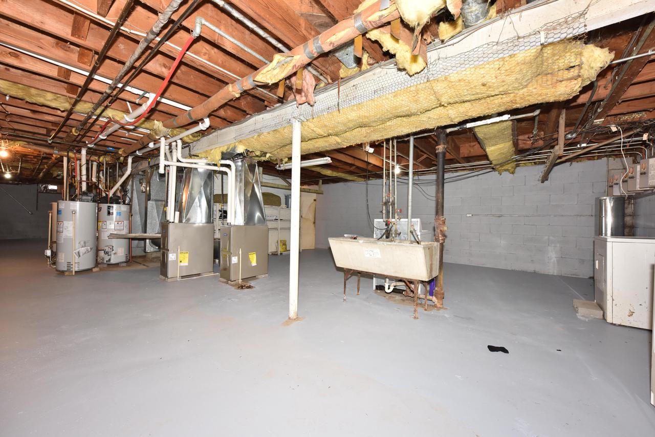 8147 West Thurston AVENUE