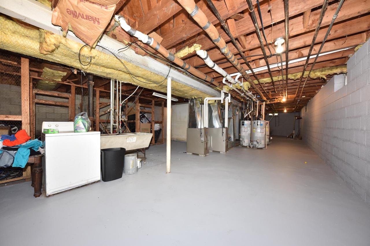 8147 West Thurston AVENUE