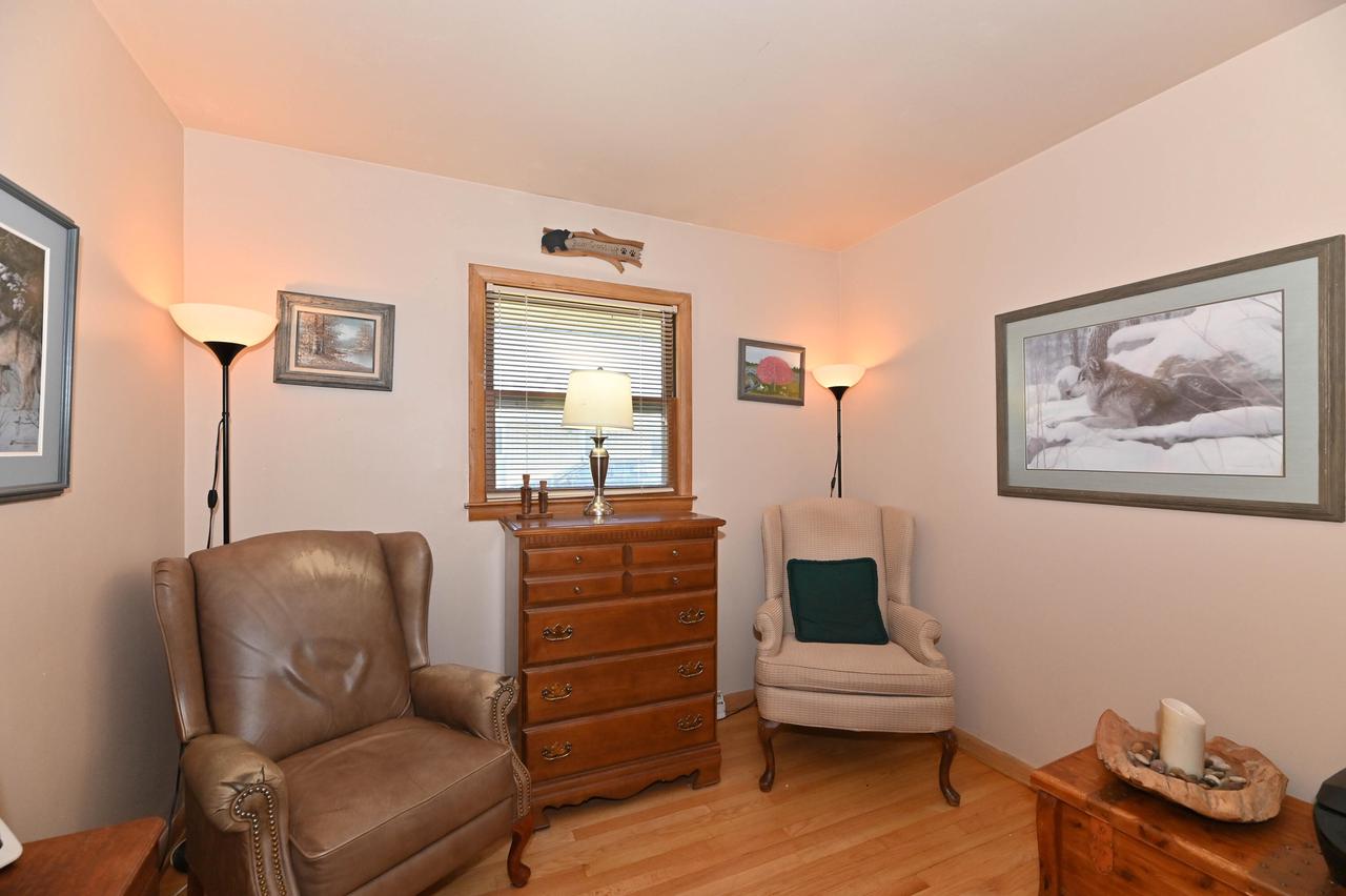 6044 Oakwood LANE WEST West